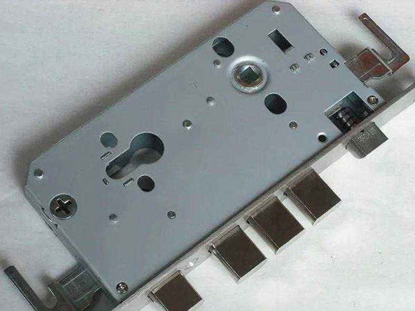 咸宁市24小时上门开锁公司